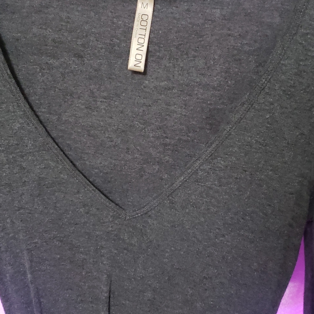 Gray long sleeve T - Picture 3 of 5